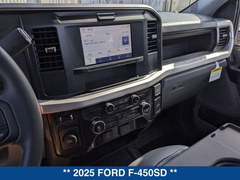 New 2025 Ford F450 XL w/ XL Chrome Package image 25