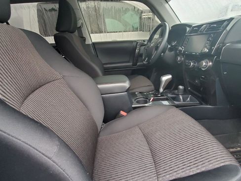 Used 2024 Toyota 4Runner TRD Off-Road image 4