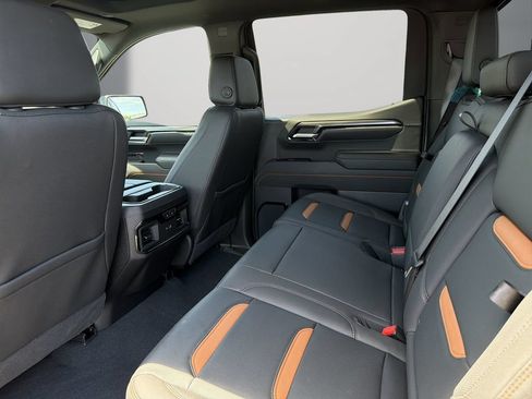 Certified 2026 GMC Sierra 1500 AT4 w/ AT4 Premium Package AWD/4WD image 15