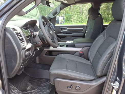 New 2026 RAM 1500 Big Horn AWD/4WD image 11