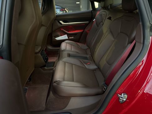 Used 2020 Porsche Taycan Turbo S image 13