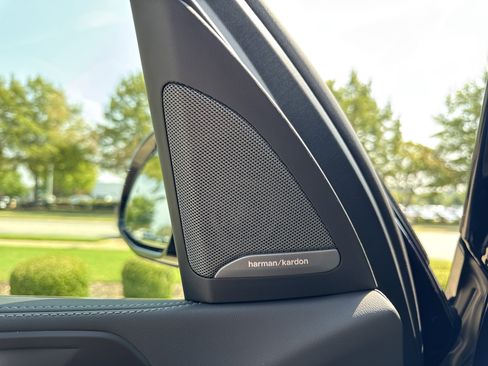 New 2026 BMW X5 M60i image 20