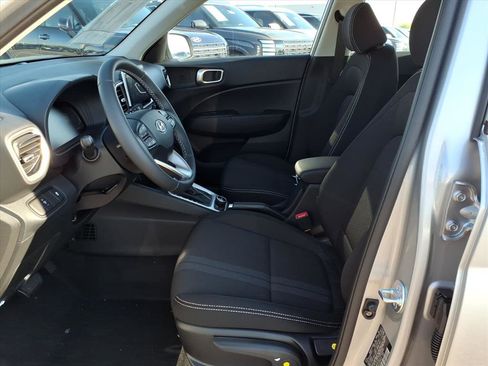 New 2026 Hyundai Venue SEL image 7