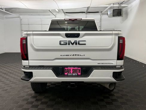 Used 2024 GMC Sierra 2500 Denali Ultimate AWD/4WD image 9