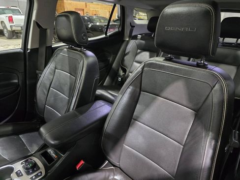 Used 2019 GMC Terrain Denali w/ Advanced Safety Package AWD/4WD image 37