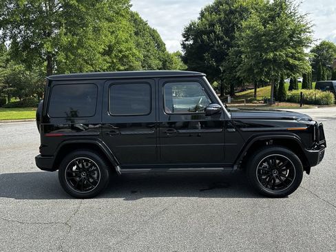 Certified 2025 Mercedes-Benz G 550 image 9