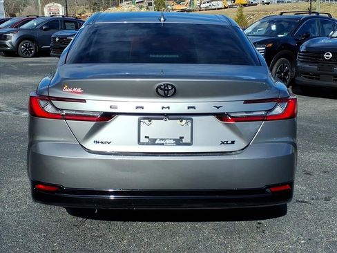 Used 2026 Toyota Camry XLE image 6