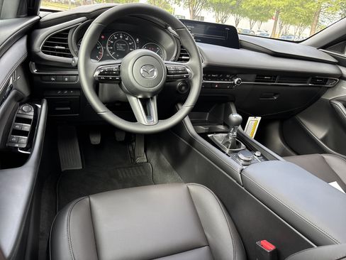 New 2026 MAZDA MAZDA3 2.5 S Hatchback w/ Premium Pkg FWD image 16