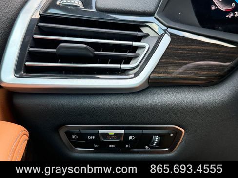 Used 2021 BMW X5 xDrive45e w/ Executive Package AWD/4WD image 26