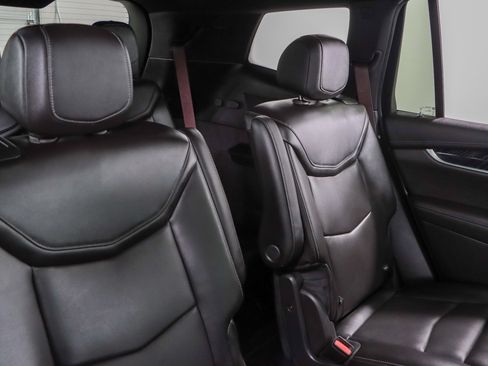 Used 2024 Cadillac XT6 Premium Luxury AWD/4WD image 29