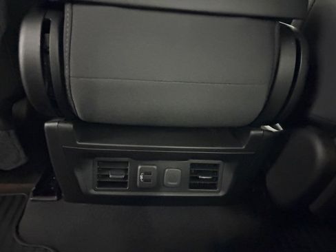 Used 2022 GMC Sierra 1500 Elevation image 21