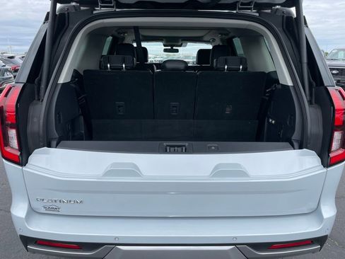 Used 2025 Ford Expedition Platinum AWD/4WD image 40