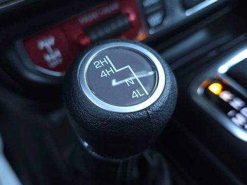 New 2026 Jeep Wrangler Unlimited Rubicon AWD/4WD image 36