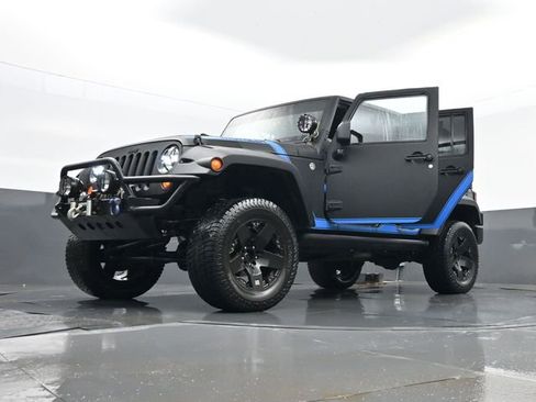 Used 2013 Jeep Wrangler Unlimited Sport AWD/4WD image 29