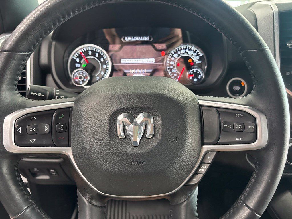 Used 2024 RAM 1500 Big Horn AWD/4WD image 17