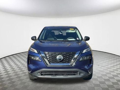 Used 2021 Nissan Rogue S image 2