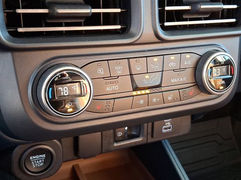 Used 2022 Ford Maverick Lariat w/ Lariat Luxury Package image 15