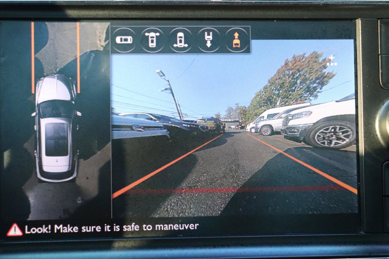 Used 2018 Bentley Bentayga AWD/4WD image 46