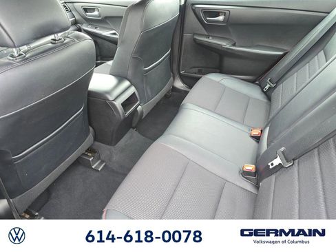 Used 2017 Toyota Camry SE image 24