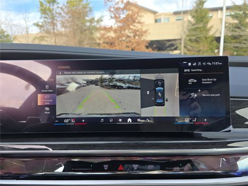 New 2026 BMW 740i xDrive image 28