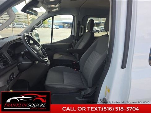 Used 2023 Ford Transit 350 XLT image 8