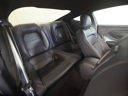 Used 2025 Ford Mustang GT Premium RWD image 11