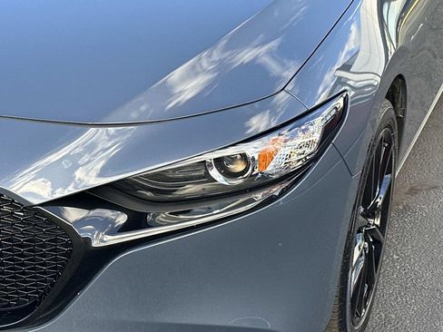Used 2023 MAZDA MAZDA3 s image 9