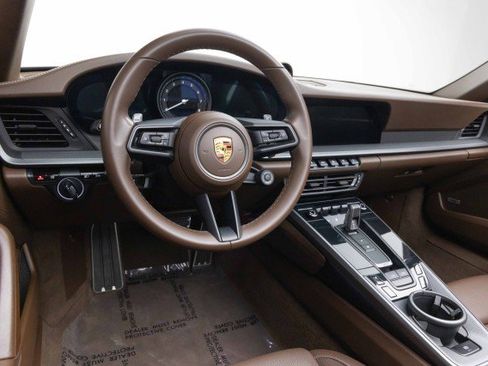 Used 2021 Porsche 911 Targa 4S w/ Premium Package AWD/4WD image 12