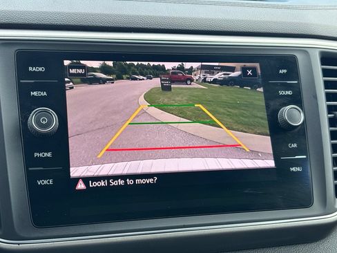 Used 2019 Volkswagen Atlas SE w/ Towing Package FWD image 21