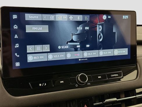Used 2025 Mitsubishi Outlander SE AWD/4WD image 21