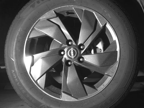 Used 2025 Nissan Rogue SV image 13