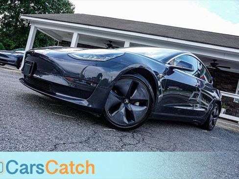 Used 2019 Tesla Model 3 Mid Range RWD image 3