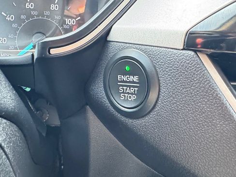 Used 2020 Ford Escape SE AWD/4WD image 33