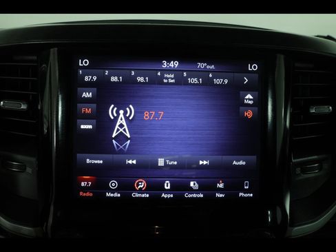 Used 2019 RAM 1500 Big Horn AWD/4WD image 18