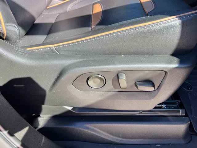 Used 2021 GMC Yukon XL AT4 w/ AT4 Premium Plus Package AWD/4WD image 35