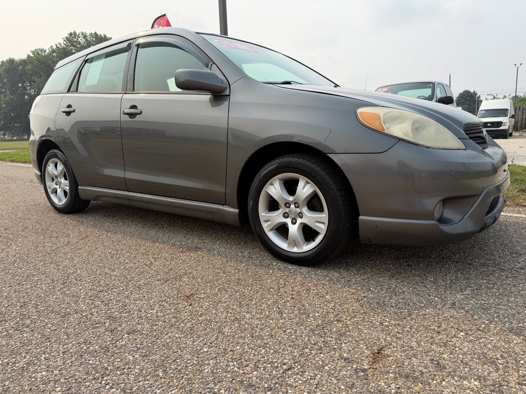 Used 2007 Toyota Matrix XR w/ Extra Value Pkg 2 FWD image 1