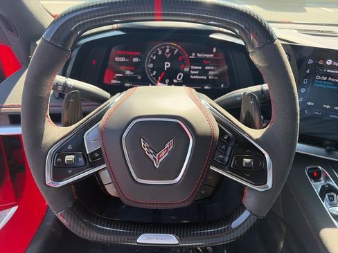 Used 2025 Chevrolet Corvette Z06 RWD image 23