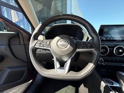 Used 2024 Nissan Sentra SV FWD image 19