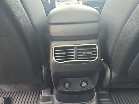 Certified 2023 Hyundai Santa Fe SEL w/ Premium Package AWD/4WD image 34