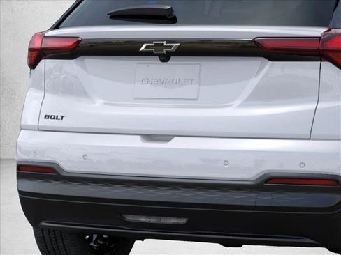 New 2027 Chevrolet Bolt LT w/ Comfort Package FWD image 14