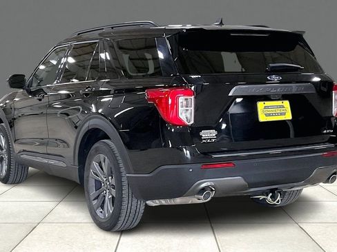 Certified 2023 Ford Explorer XLT w/ Equipment Group 202A image 11