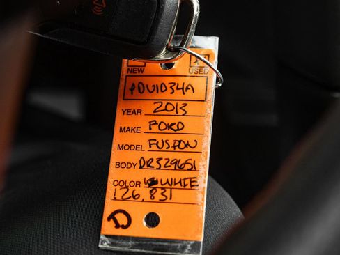 Used 2013 Ford Fusion SE FWD image 20