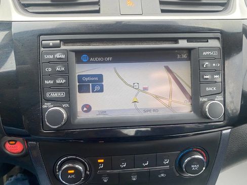 Used 2016 Nissan Sentra SR w/ SR Premium Package image 22