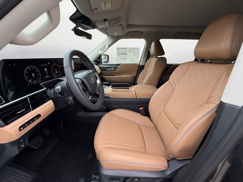 New 2026 INFINITI QX80 Luxe w/ Cargo Package image 11