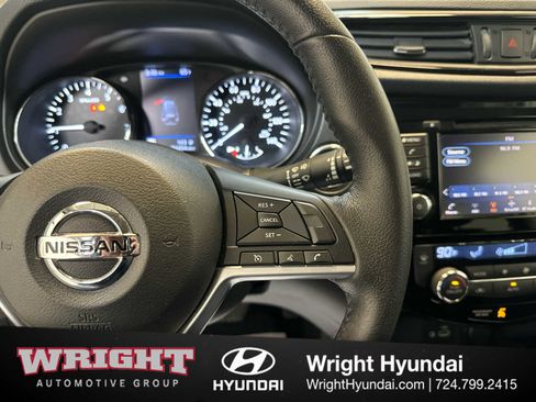 Used 2019 Nissan Rogue SV AWD/4WD image 21