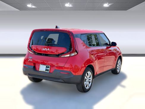 Used 2022 Kia Soul LX FWD image 9
