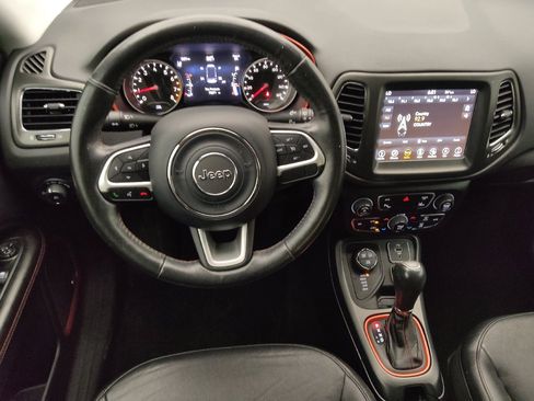 Used 2018 Jeep Compass Trailhawk w/ Leather Interior Group AWD/4WD image 22