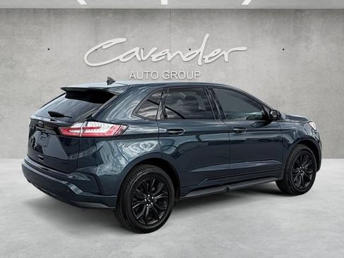 Used 2024 Ford Edge SE w/ Black Appearance Package AWD/4WD image 16