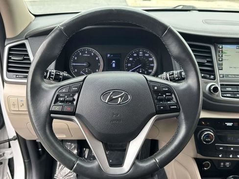 Used 2018 Hyundai Tucson Limited image 12
