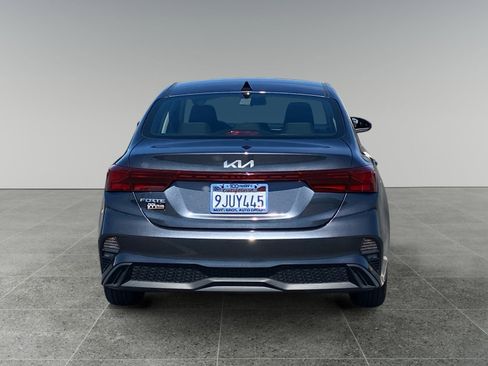 Used 2024 Kia Forte LXS w/ LXS Technology Package image 4